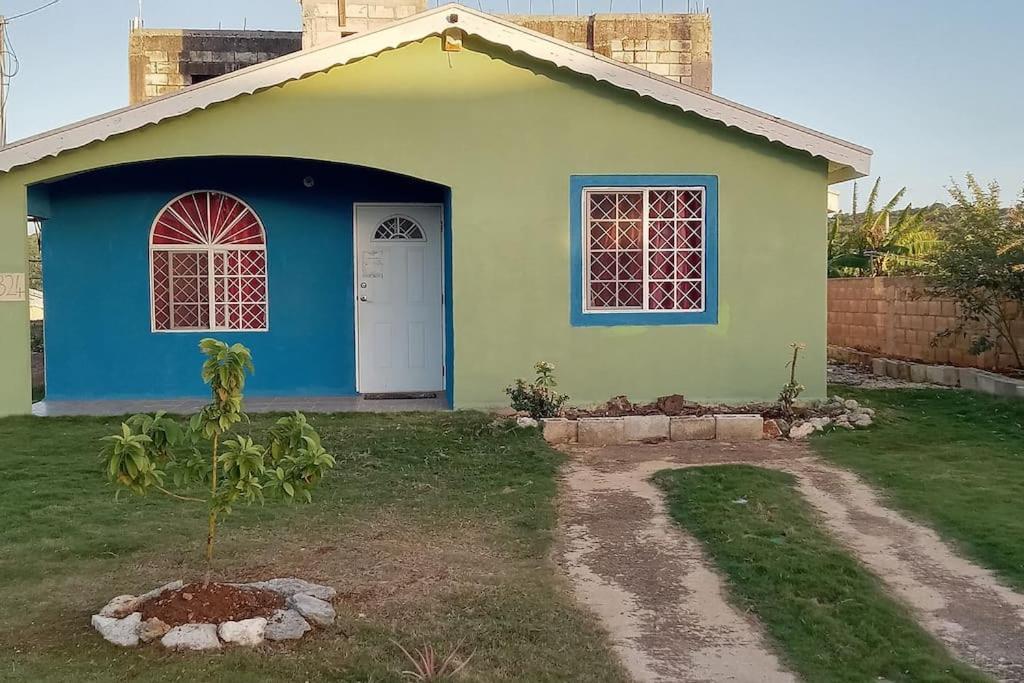 Cheerful 2-Bedroom Home In Falmouth Garden Dış mekan fotoğraf